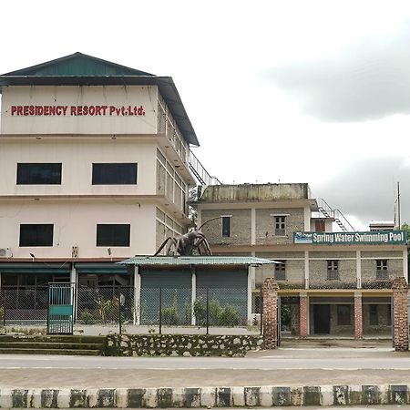 Presidency Resort Upardang Gadhi Экстерьер фото