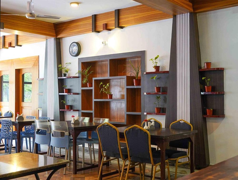 Presidency Resort Upardang Gadhi Экстерьер фото
