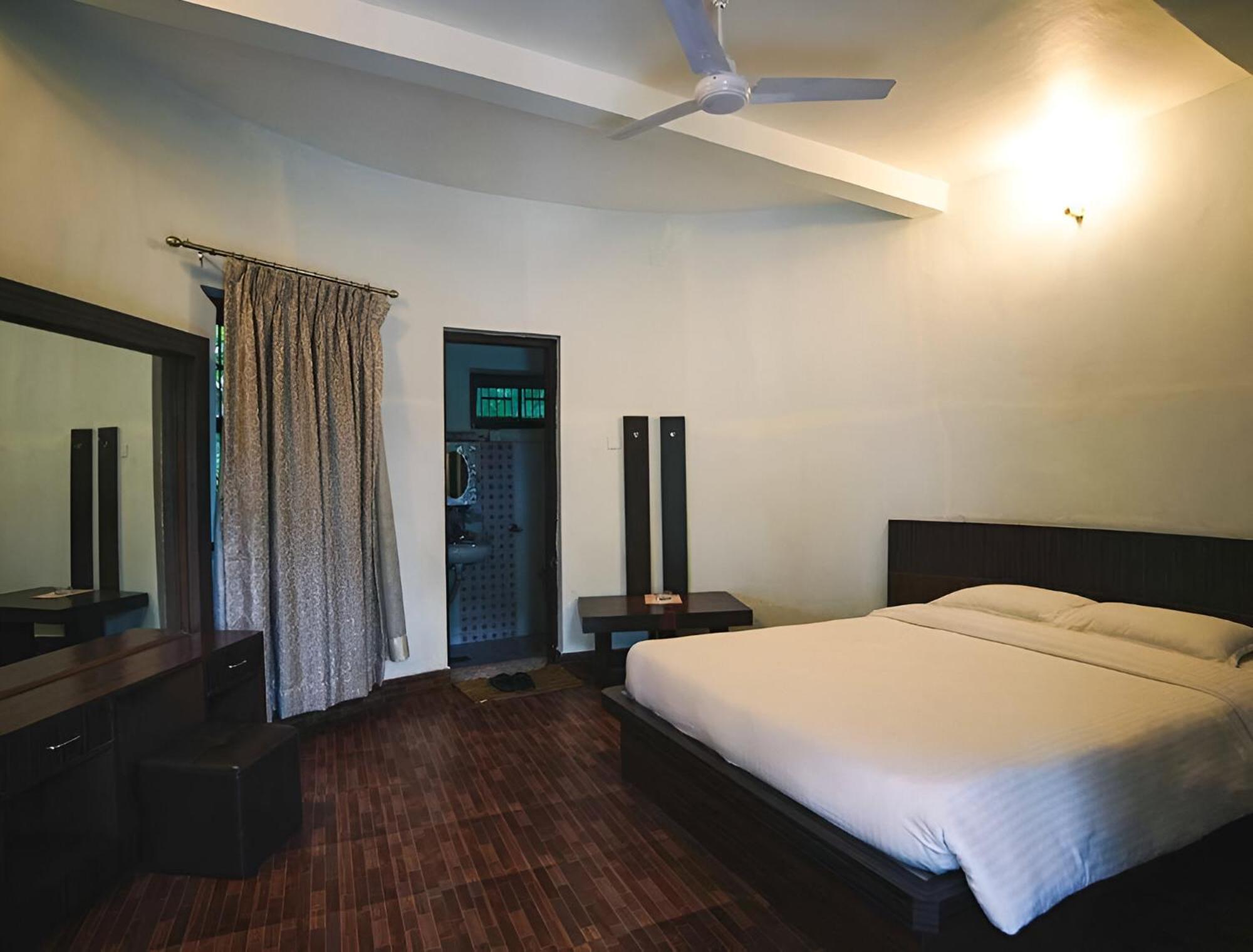 Presidency Resort Upardang Gadhi Экстерьер фото