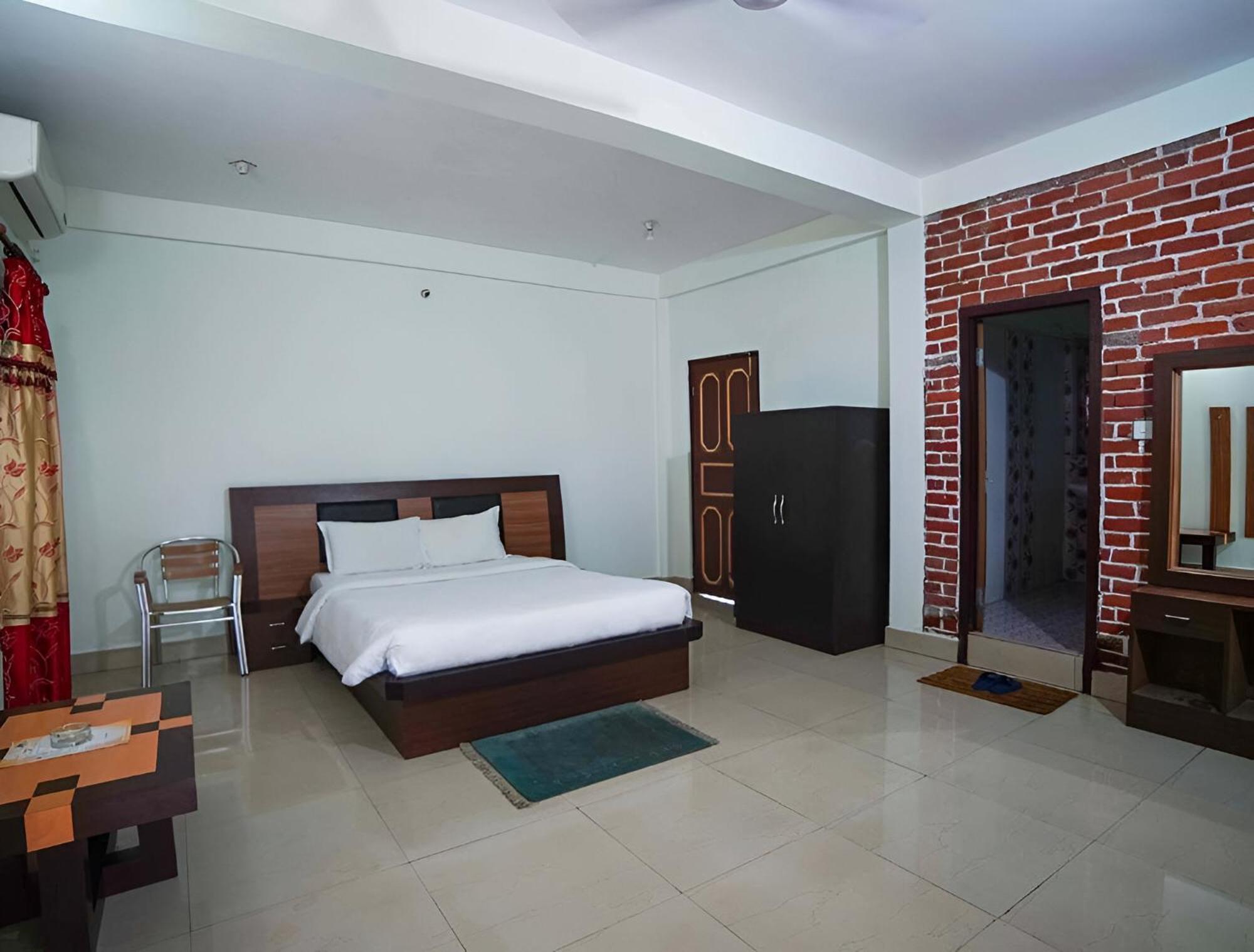 Presidency Resort Upardang Gadhi Экстерьер фото